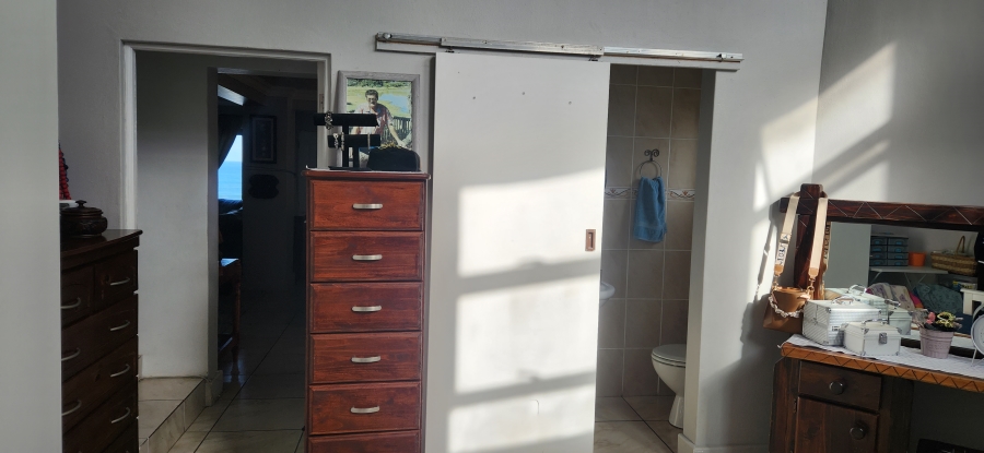 4 Bedroom Property for Sale in Dana Bay Western Cape